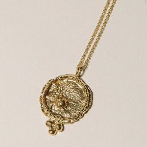 Gold Pamela Card Textured Pendant Necklace